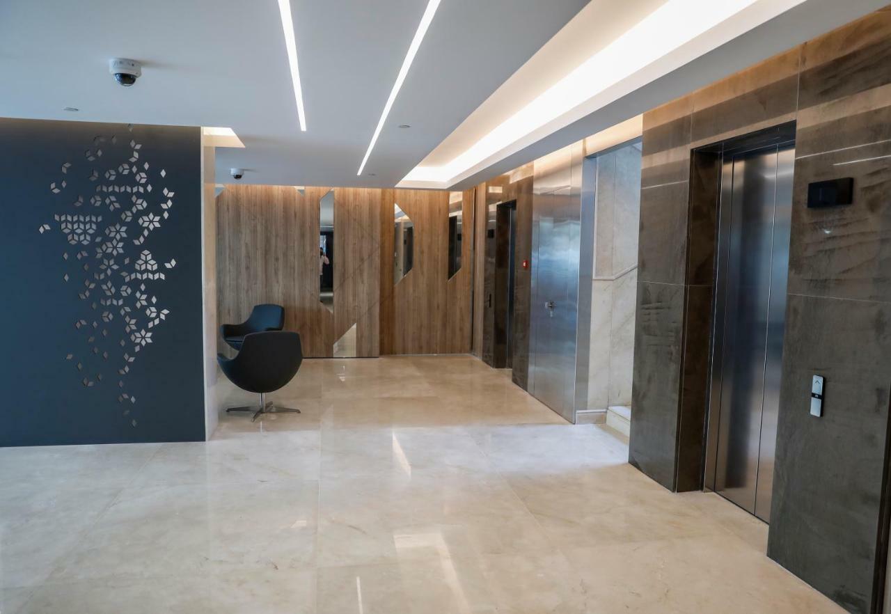 Rawsheh 51 Hotel Bejrút Kültér fotó